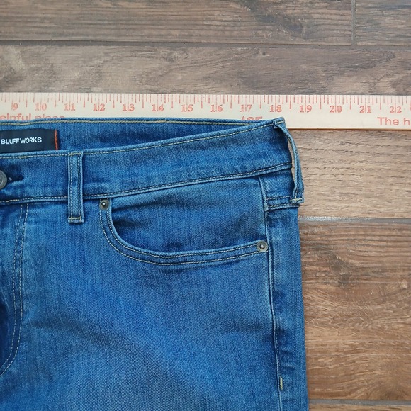 Bluffworks Jeans Mens 35x34 Blue Departure 3.0 Regular Fit Stretch (FITS 36x32) - Picture 5 of 12